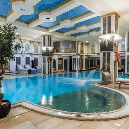 Wyndham Old