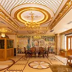 Ξενοδοχείο Wyndham Old 5*