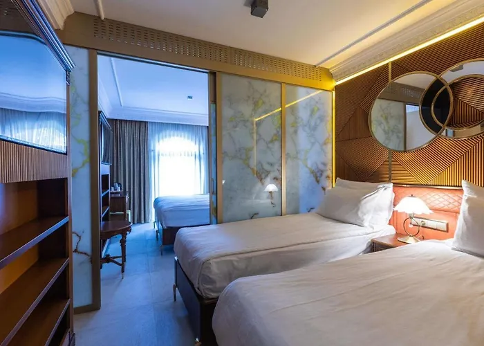 Hotell Wyndham Old 5*