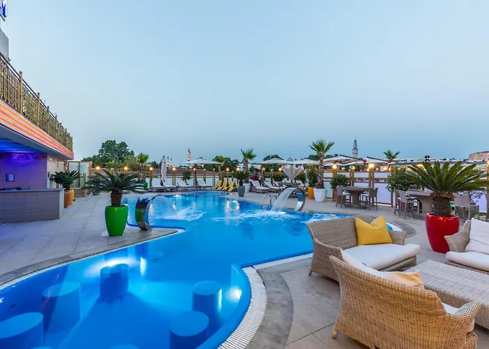 Hotell Wyndham Old 5*